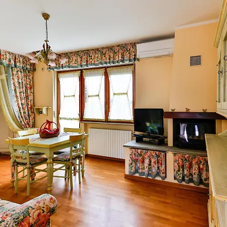 아파트 Il Borghetto Di Castagnole